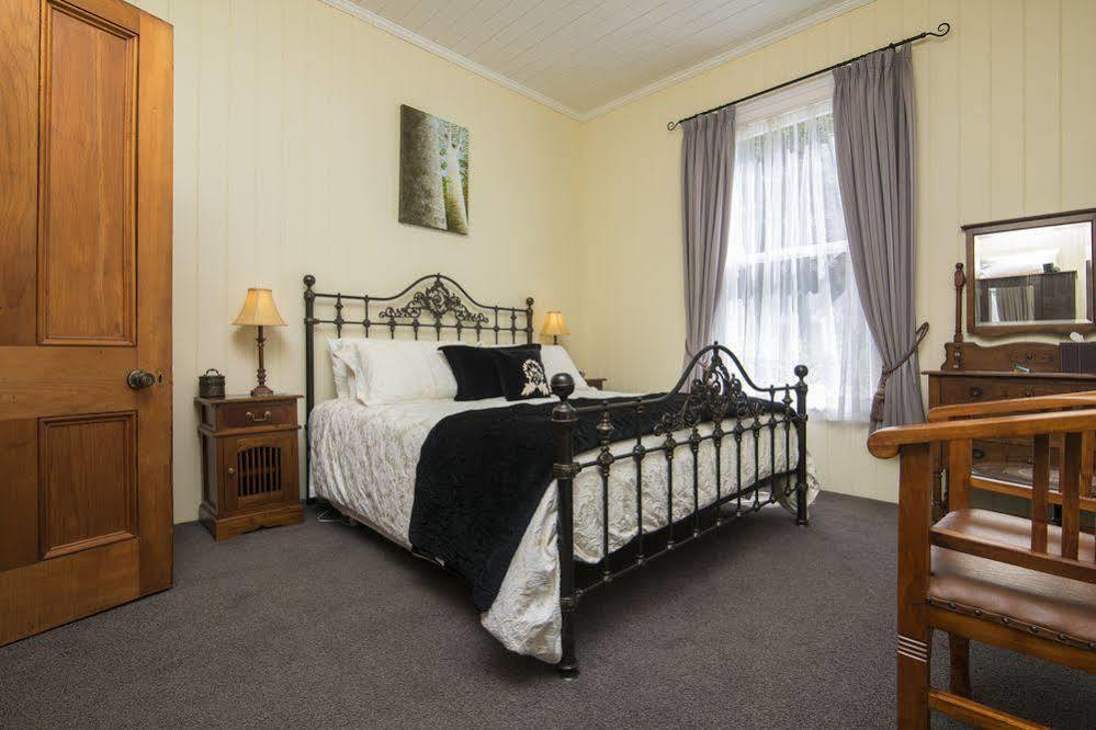 Sennen House Boutique Accommodation 픽턴 외부 사진
